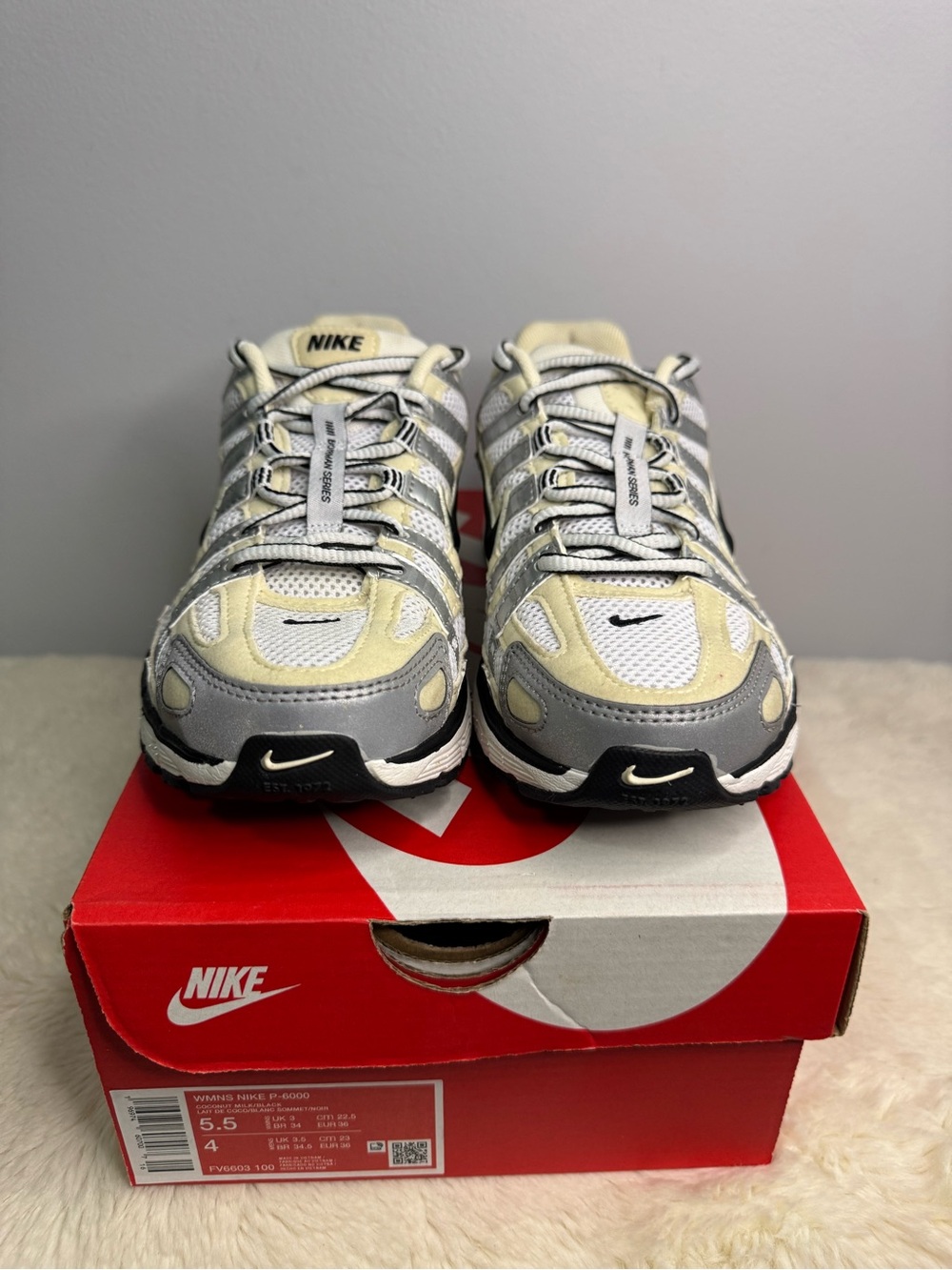 Women’s Nike P-6000 - Picture 3 of 6
